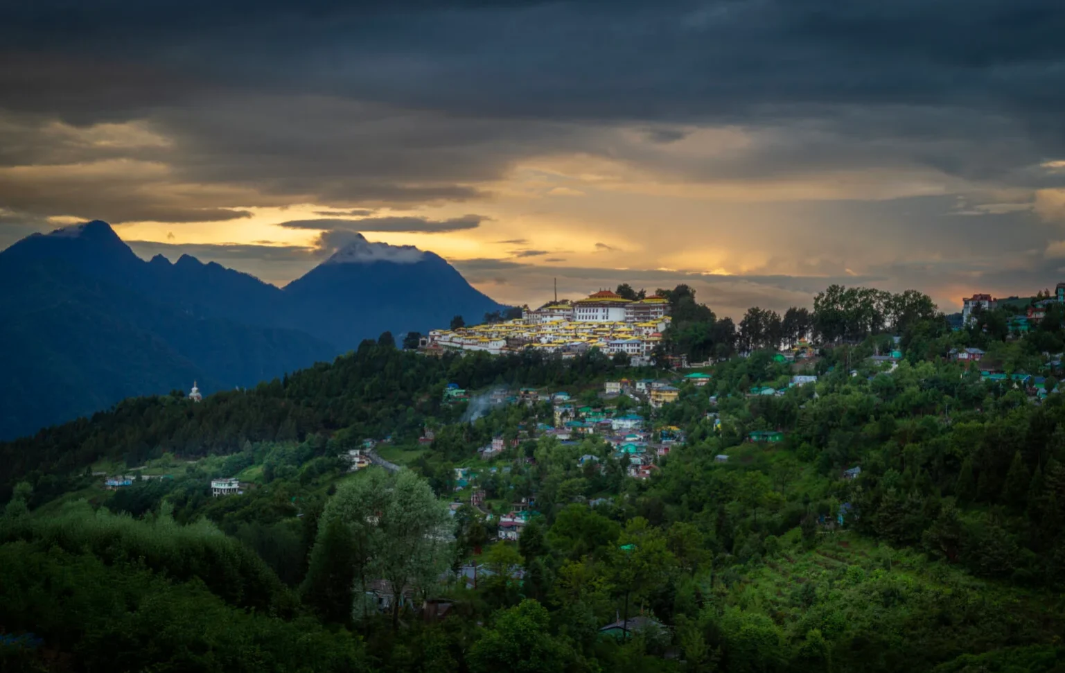 tawang-mons-1-1536x1024